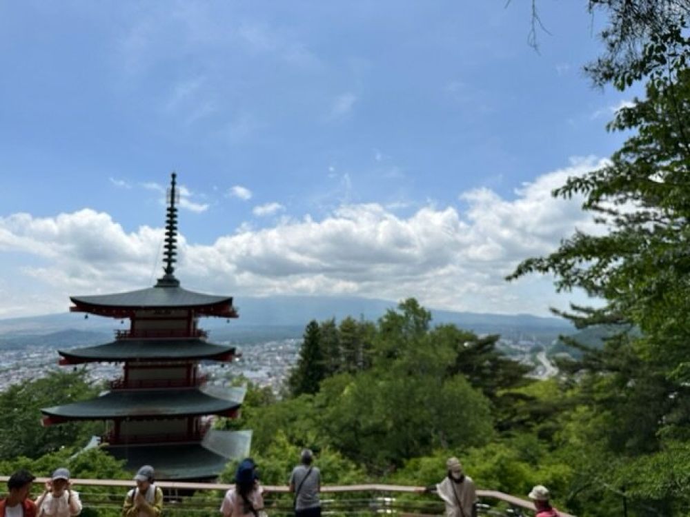 新倉山浅間公園・忠霊塔